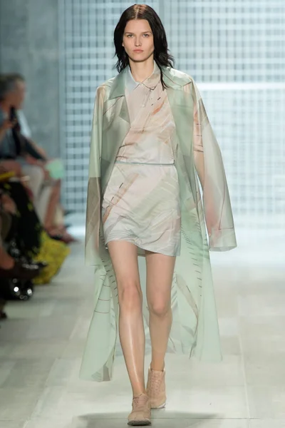 Look 39